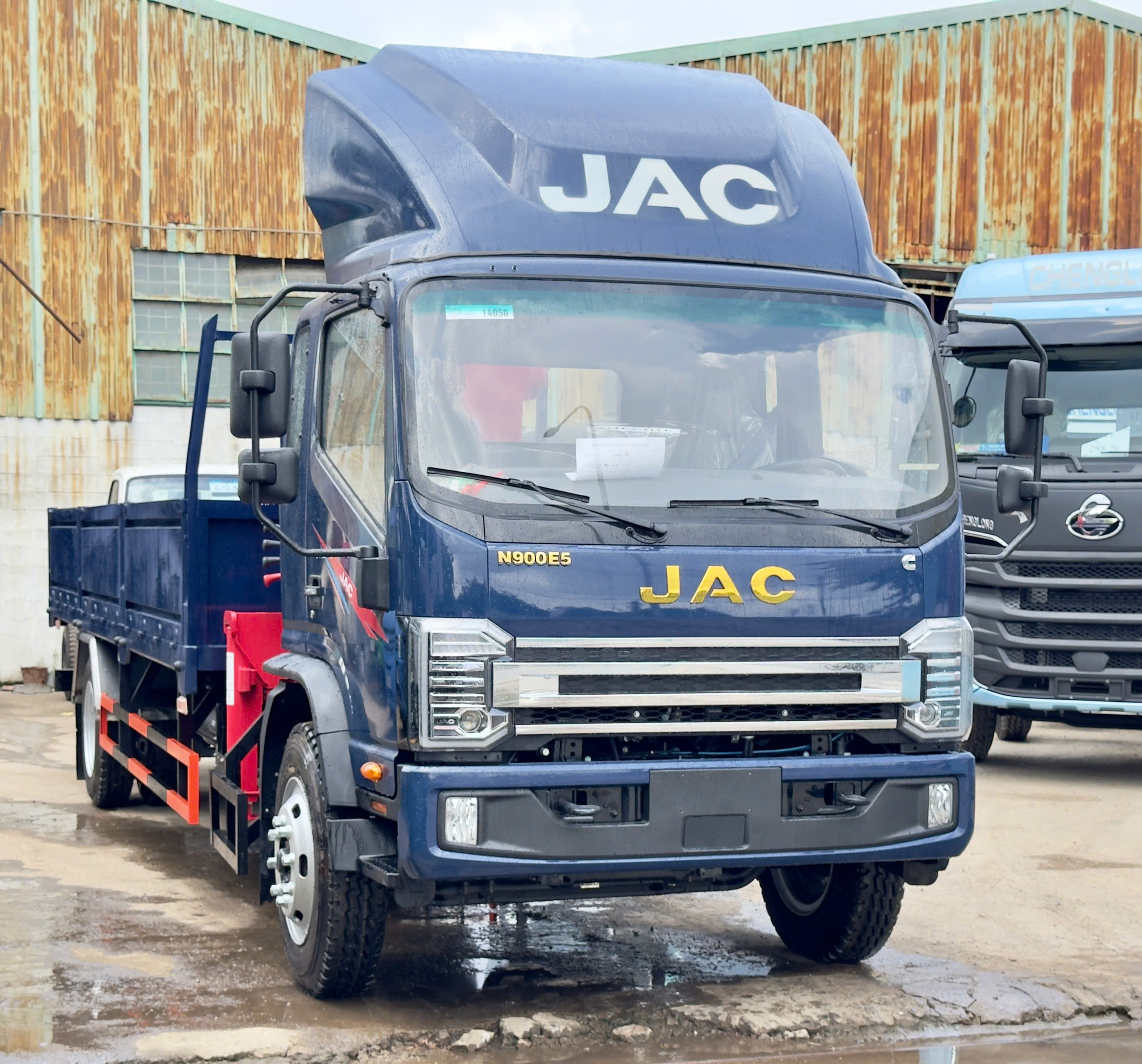 xe-jac-n900-euro-5-gan-cau-unic-ur-v343-3-tan-3-khuc-4